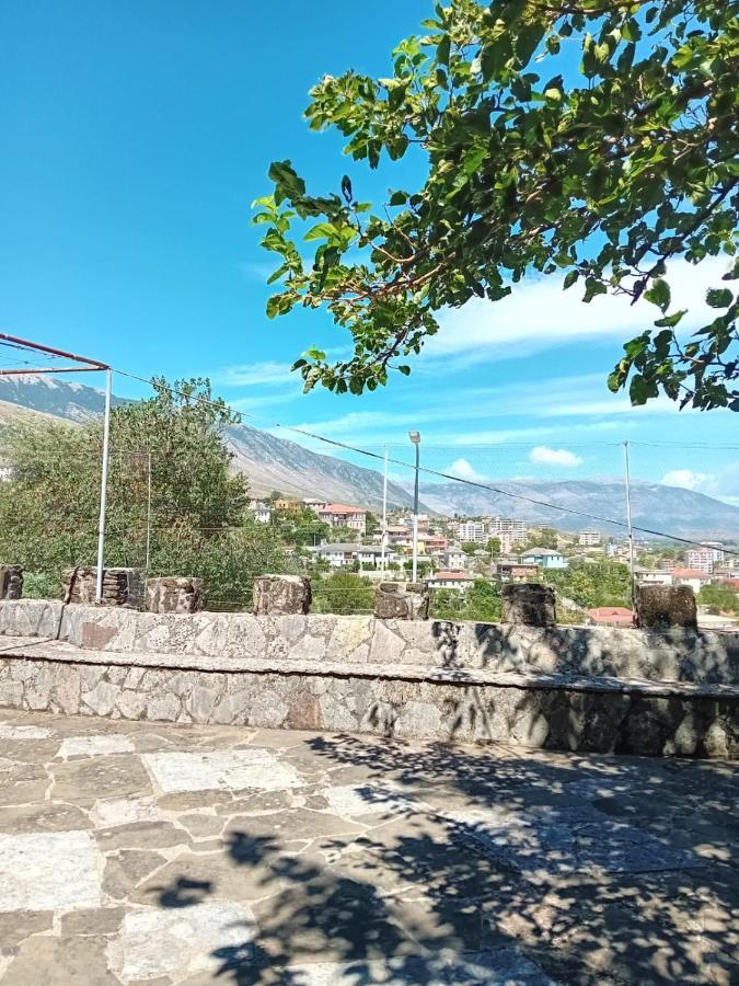 Stone Pazar Guest House Gjirokastër Exterior foto